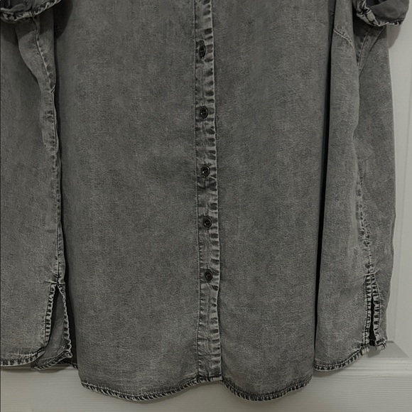 Jane and Delancey Gray Button Down Shirt with Ruffle Sleeves - Picture 3 of 7